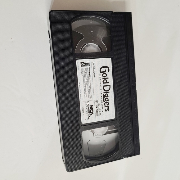 Gold Diggers The Secret of Bear Mountain VHS 90s Movie Christina Ricci - Picture 6 of 6